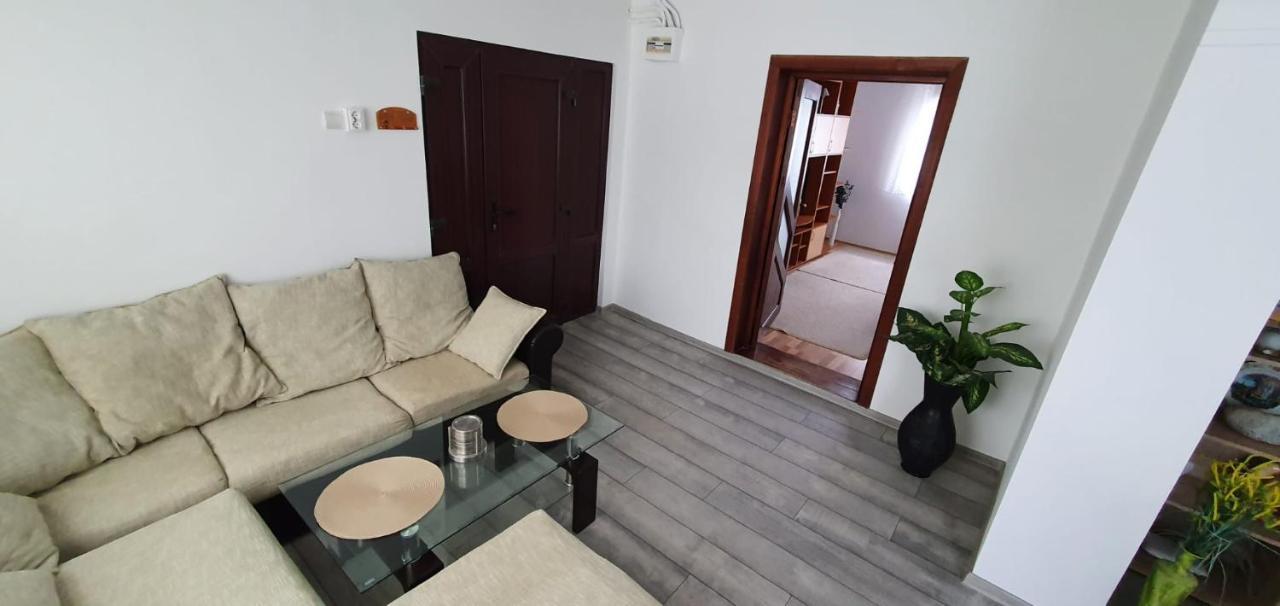 דירות Orşova Casa Alex Si Daiana מראה חיצוני תמונה