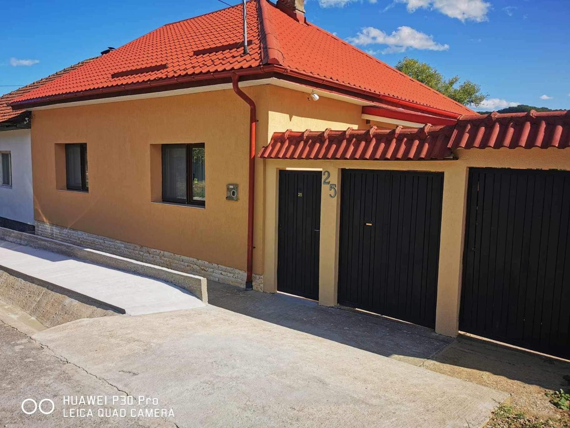 דירות Orşova Casa Alex Si Daiana מראה חיצוני תמונה